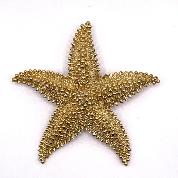 Monet Vintage Gold Tone Starfish Pin Brooch - Picture 1 of 6